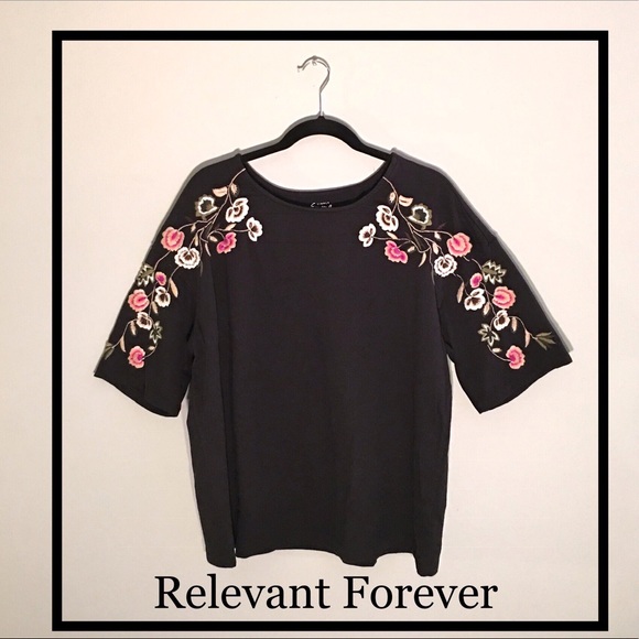 SOLD Floral T-shirt, by Simply Emma - Picture 1 of 8